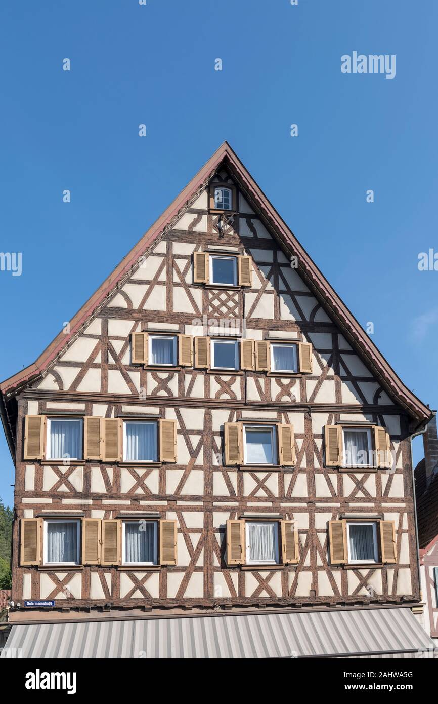 Die traditionellen alten malerischen wattle House bei touristischen historische Städtchen, im Sommer Schuss helles Licht in Horb am Neckar, Baden Wuttenberg, Germa Stockfoto