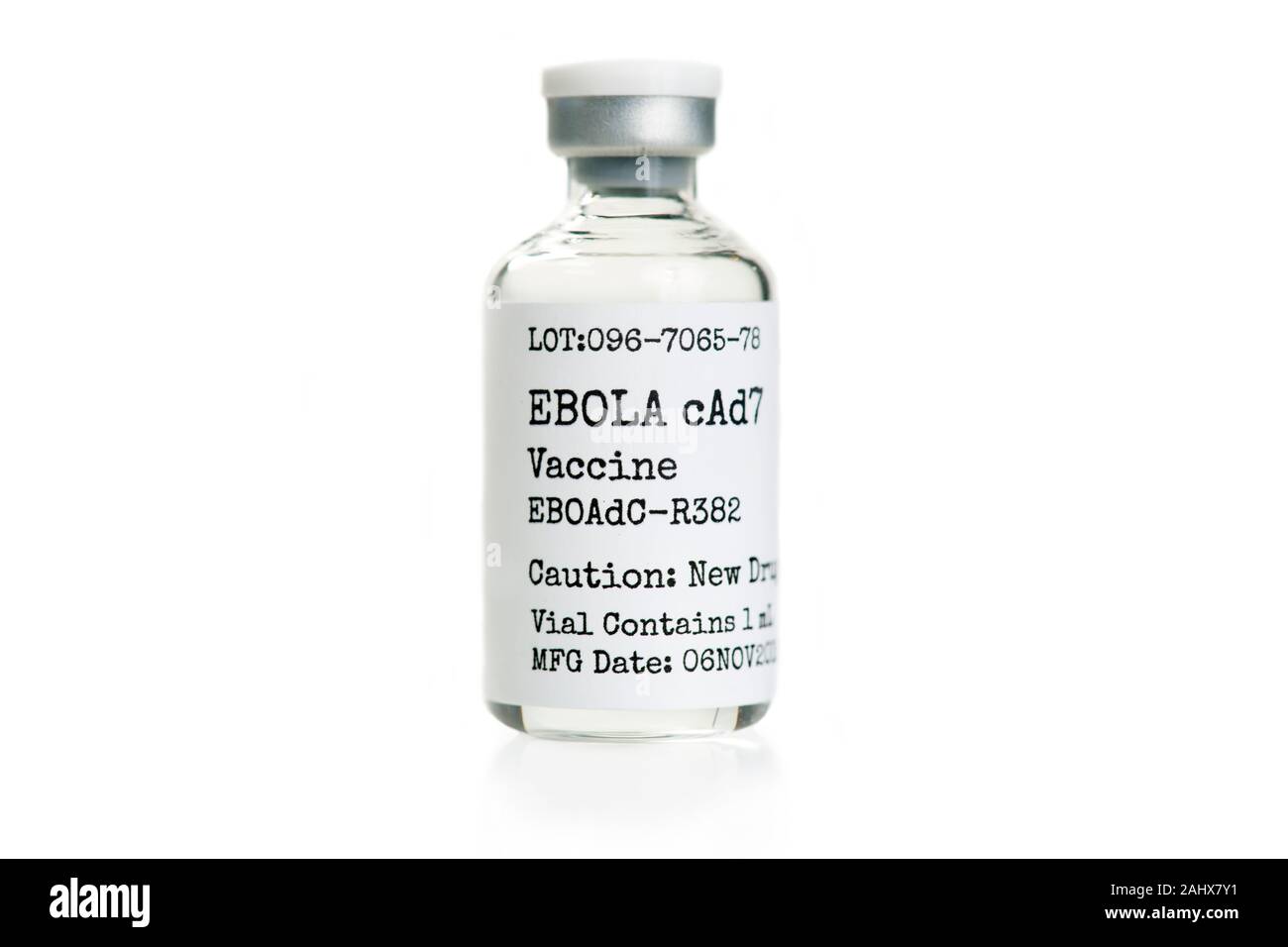 Experimentelle Ebola Zaire virus Impfstoff Fläschchen isoliert auf Weiss. Stockfoto
