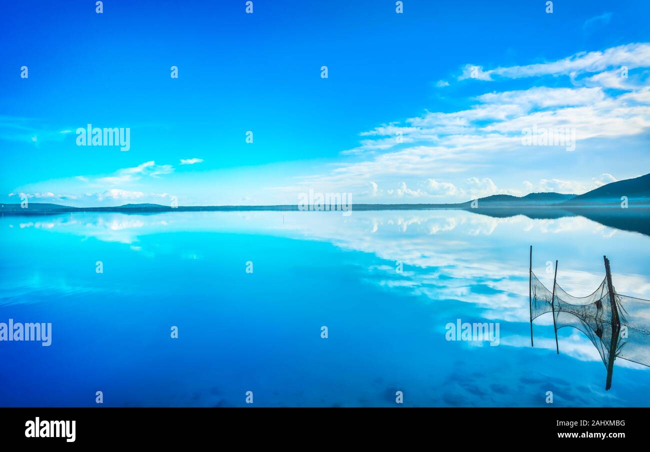 Die Lagune von Orbetello Panorama und Fish Nets, Monte Argentario, Italien Europa Stockfoto