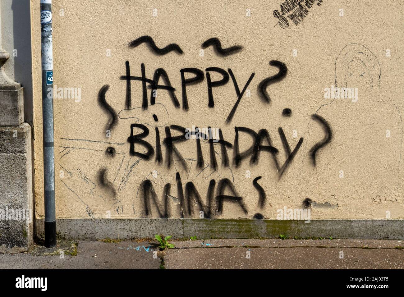 Alles gute zum geburtstag nina -Fotos und -Bildmaterial in hoher Auflösung  – Alamy