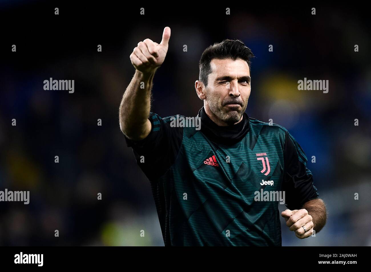 Genua, Italien. 18 Dezember, 2019: Gianluigi Buffon von Juventus Turin FC Gesten vor der Serie ein Fußballspiel zwischen UC Sampdoria und Juventus Turin. FC Juventus gewann 2-1 über UC Sampdoria. Credit: Nicolò Campo/Alamy leben Nachrichten Stockfoto