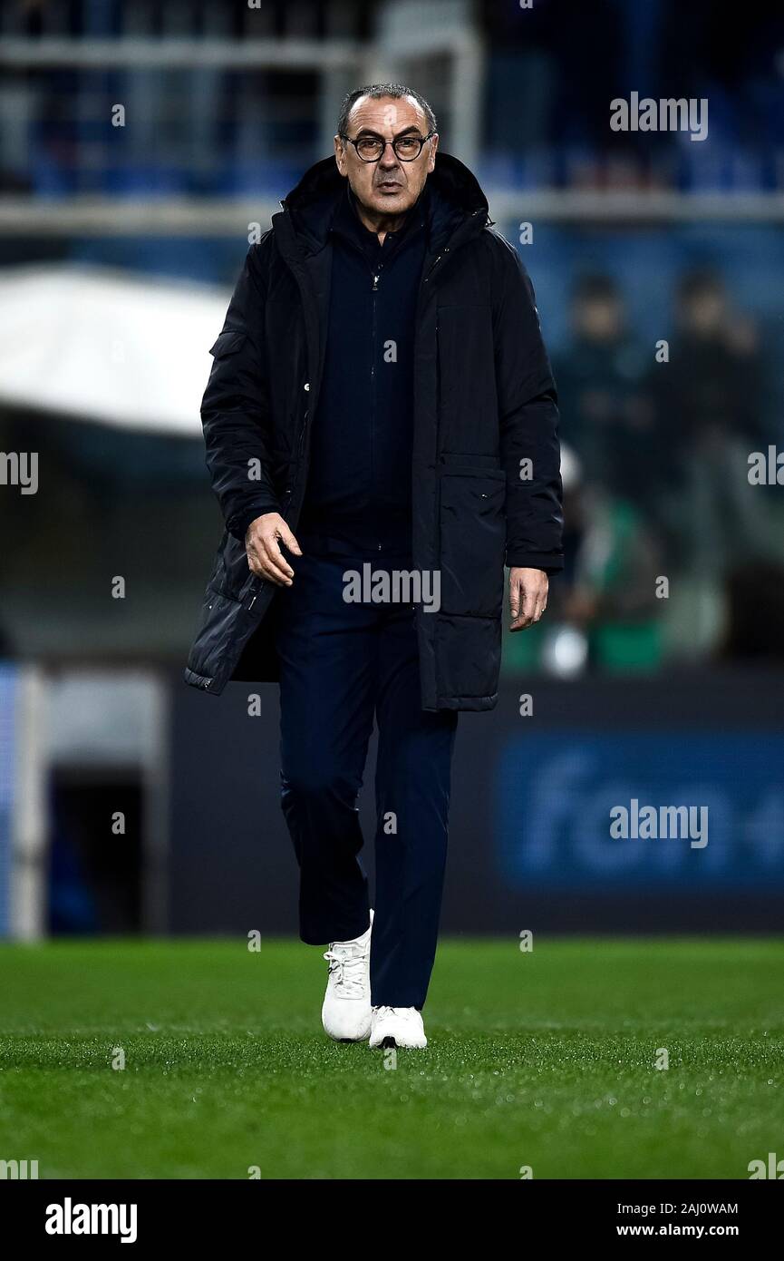 Genua, Italien. 18 Dezember, 2019: Maurizio Sarri, Cheftrainer des FC Juventus, schaut an vor der Serie ein Fußballspiel zwischen UC Sampdoria und Juventus Turin. FC Juventus gewann 2-1 über UC Sampdoria. Credit: Nicolò Campo/Alamy leben Nachrichten Stockfoto