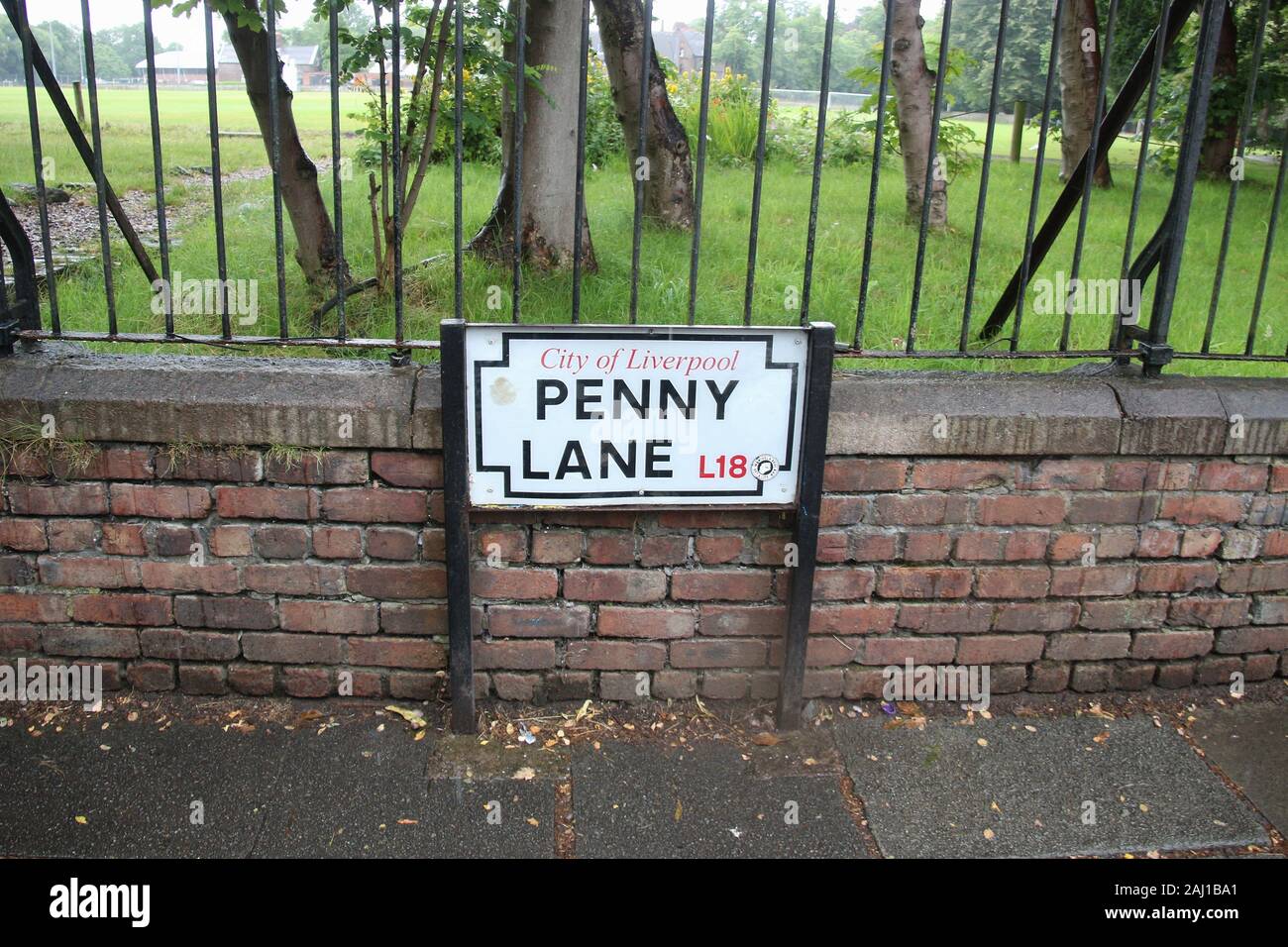 Straßenschild von Penny Lane, in Mossley Hill, einem Vorort von Liverpool, waren alle vier Beatles Mitglieder wuchs. Liverpool, England, Europa. Stockfoto