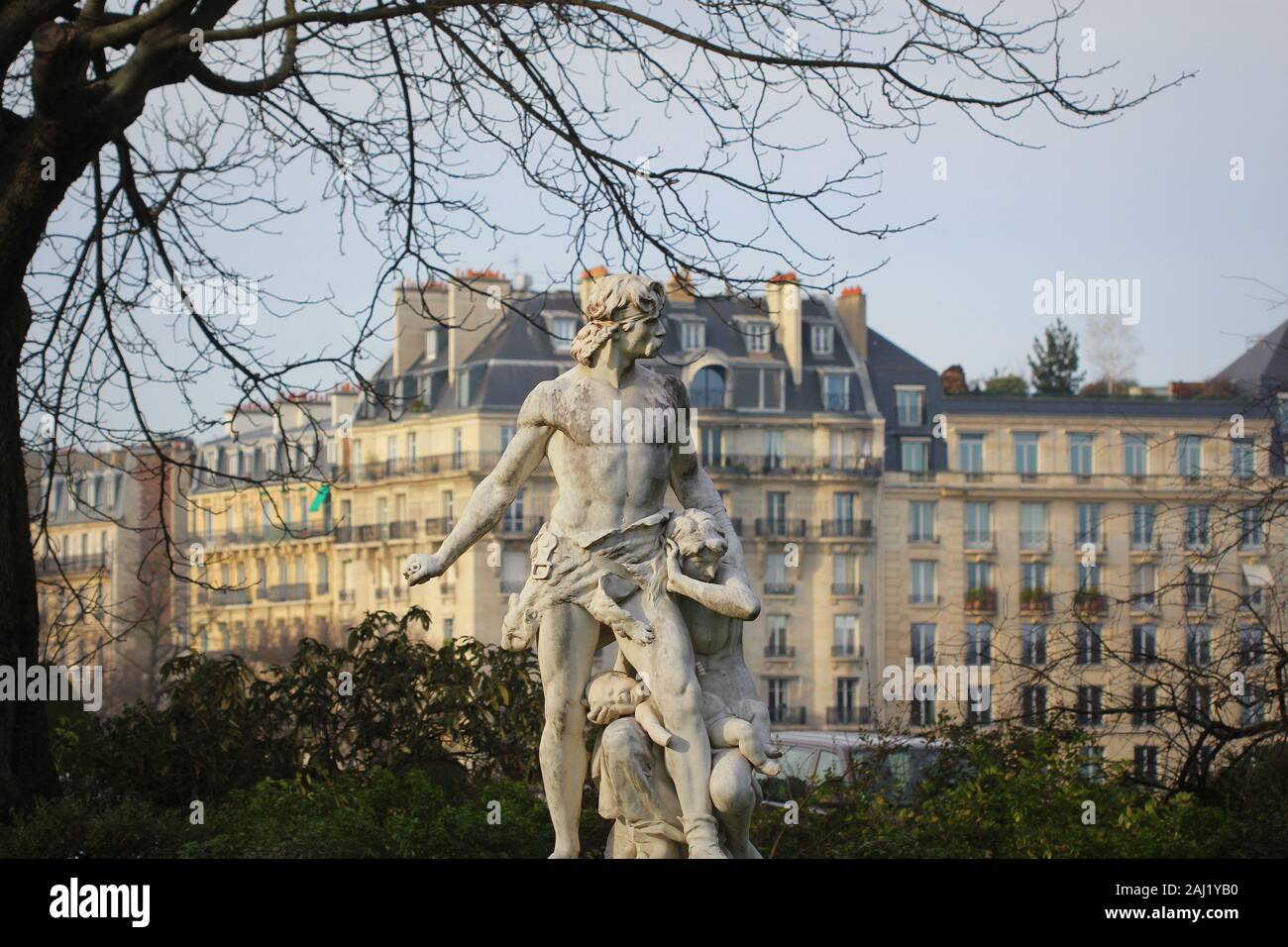 Wenig öffentliche Square d'Ajaccio (1865 erstellt). Die Statue "die Verteidigung der Familie" (La Defense du Foyer) im Jahr 1887 durchgeführt wurde. Paris, Frankreich. Stockfoto
