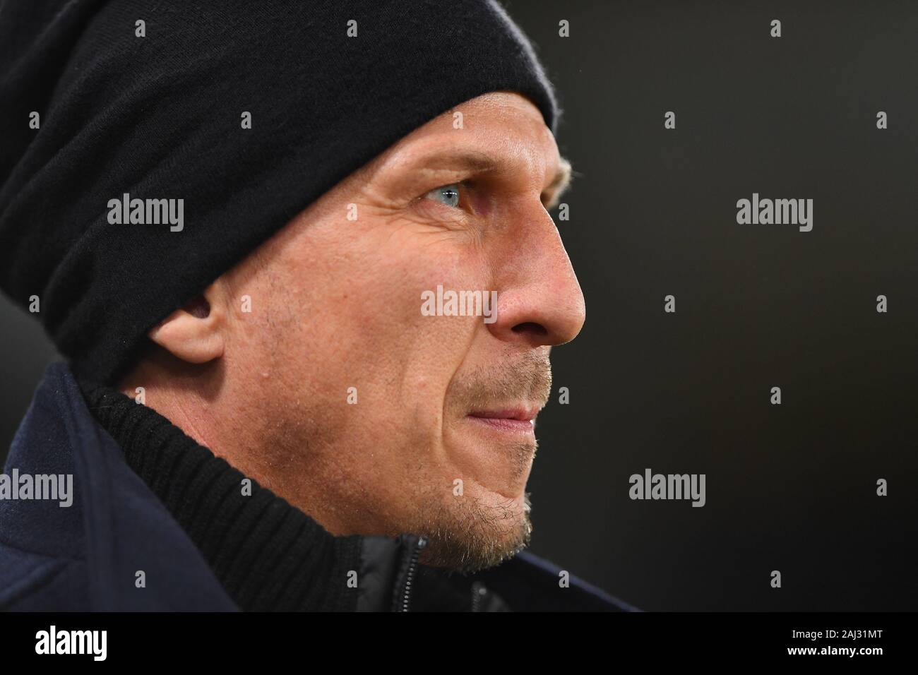 Derby, Derbyshire, UK;. 2. Jan 2020. DERBY, ENGLAND - Januar 2ND Gerhard Struber, Manager von Barnsley während der Sky Bet Championship Match zwischen Derby County und Barnsley im Pride Park, Derby am Donnerstag, dem 2. Januar 2020. (Credit: Jon Hobley | MI Nachrichten) das Fotografieren dürfen nur für Zeitung und/oder Zeitschrift redaktionelle Zwecke verwendet werden, eine Lizenz für die gewerbliche Nutzung Kreditkarte erforderlich: MI Nachrichten & Sport/Alamy leben Nachrichten Stockfoto