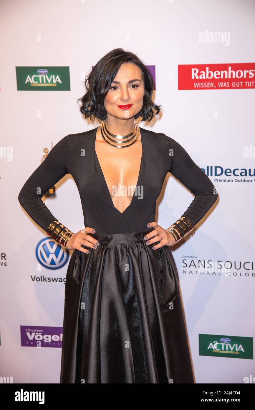 Mimi Fiedler Bild: Unlocking the Power of Expression