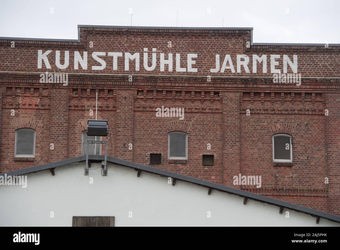 16 Dezember 2019, MecklenburgVorpommern, Jarmen Der Schriftzug