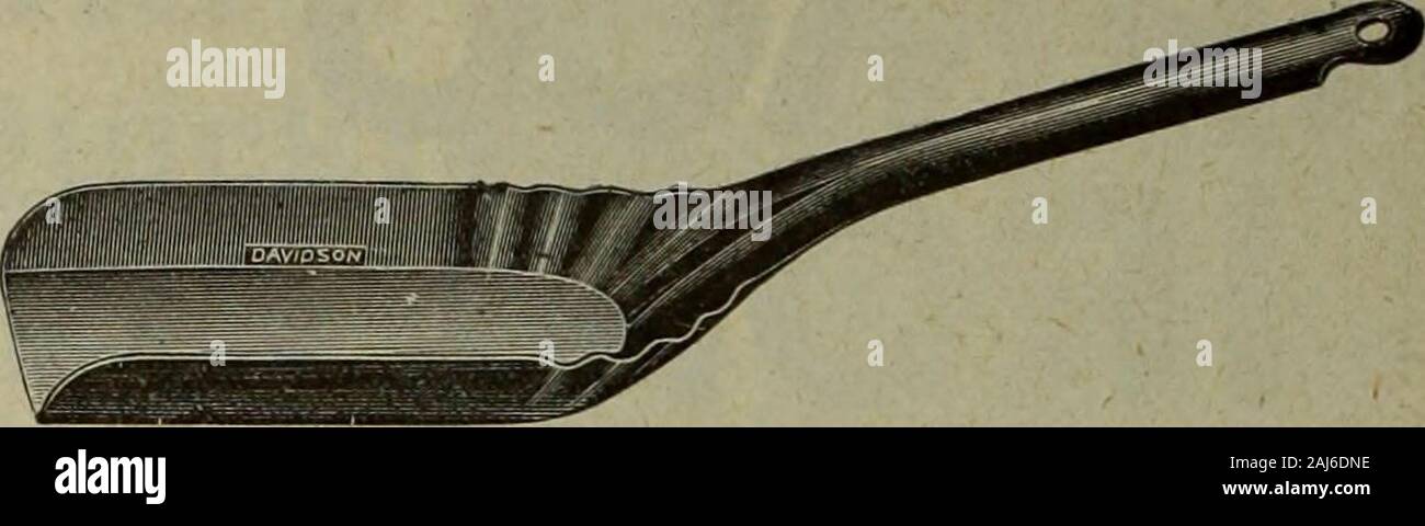 Hardware merchandising September-dezember 1919. Reinheit ARMCO BÜGELEISEN Haltbarkeit 28 HARDWARE- UND METALL-Abschnitt Werbung Dezember 13, 1919 Neue DesignStove Board Swift Verkäufer die Saison ist jetzt für Herd Boards. Unsere neuen 1919 Design ist ein handsomelylithographed Board. In der Schönheit der ap-pearance, Qualität, Verarbeitung und Dienstprogramm isunequaled. Bereit für schnelle Versand. Brüniertem brüniertem Feuer Feuer Schaufeln Schaufeln sind ingreat Vielfalt von Form, Stil und Größe geliefert. Es ist ein Davidson Schaufel zu Bitte anycustomer und jeden Verkauf schließen. Das Thos. Davidson Mfg. Co. Limited Toronto Montreal Winnipeg. Fi Stockfoto
