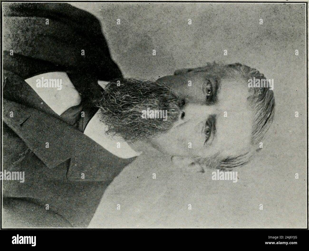 Genealogie von Johannes Bär, 1749-1910. Betriebsleiter der American Express Company mit Sitz in Memphis, Tenn. Sie haben die followingchildren: Paul T. Kettering, erstes Kind von George und Mattie Ketter - ing, wurde am Ft geboren. Ausweichen, Iowa, September 6th, 1891. Richard C. Kettering, zweites Kind von George C. und MattieKettering, war bei Omaha, Neb., Dezember ist 1902 geboren. Jennie Belle Kettering, drittes Kind von Jakob und Harriet Ket-Tering, wurde in Princeton, 111 geboren., 7. April 1865, und starb ofconsumption at Kearney, Neb., Oktober 3rd, 1889. Sie belongedto die Gemeindekirche, Stockfoto