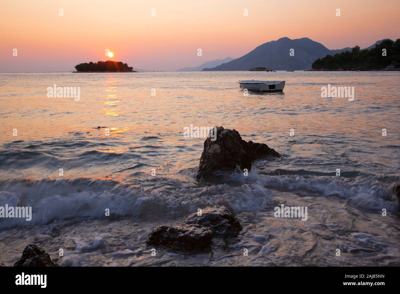 Kroatien - Die Küste der Halbinsel in der Nähe von Zuliana Peliesac Stockfoto