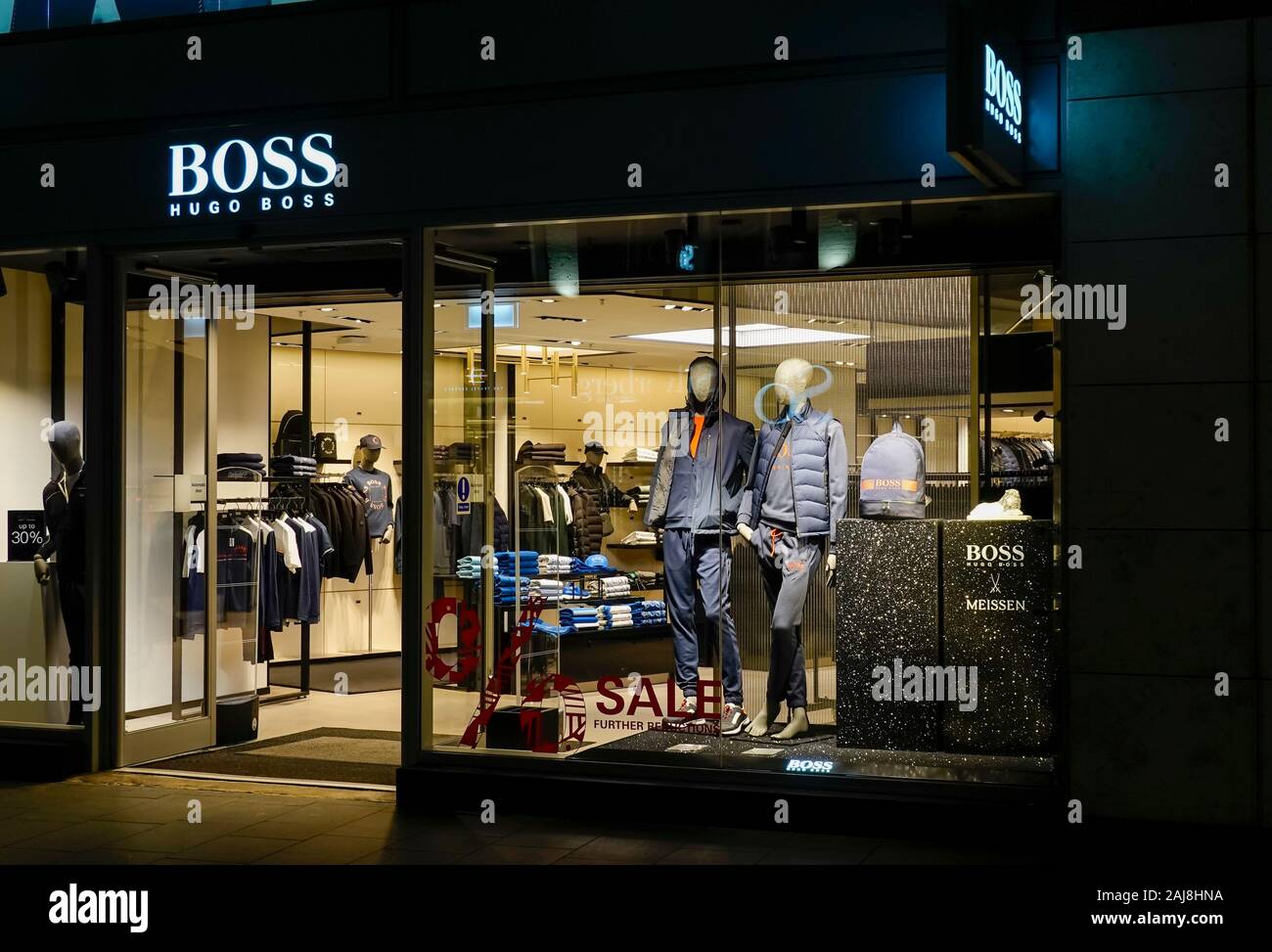 Ein Hugo Boss Kleidung Store in Liverpool Stockfotografie - Alamy