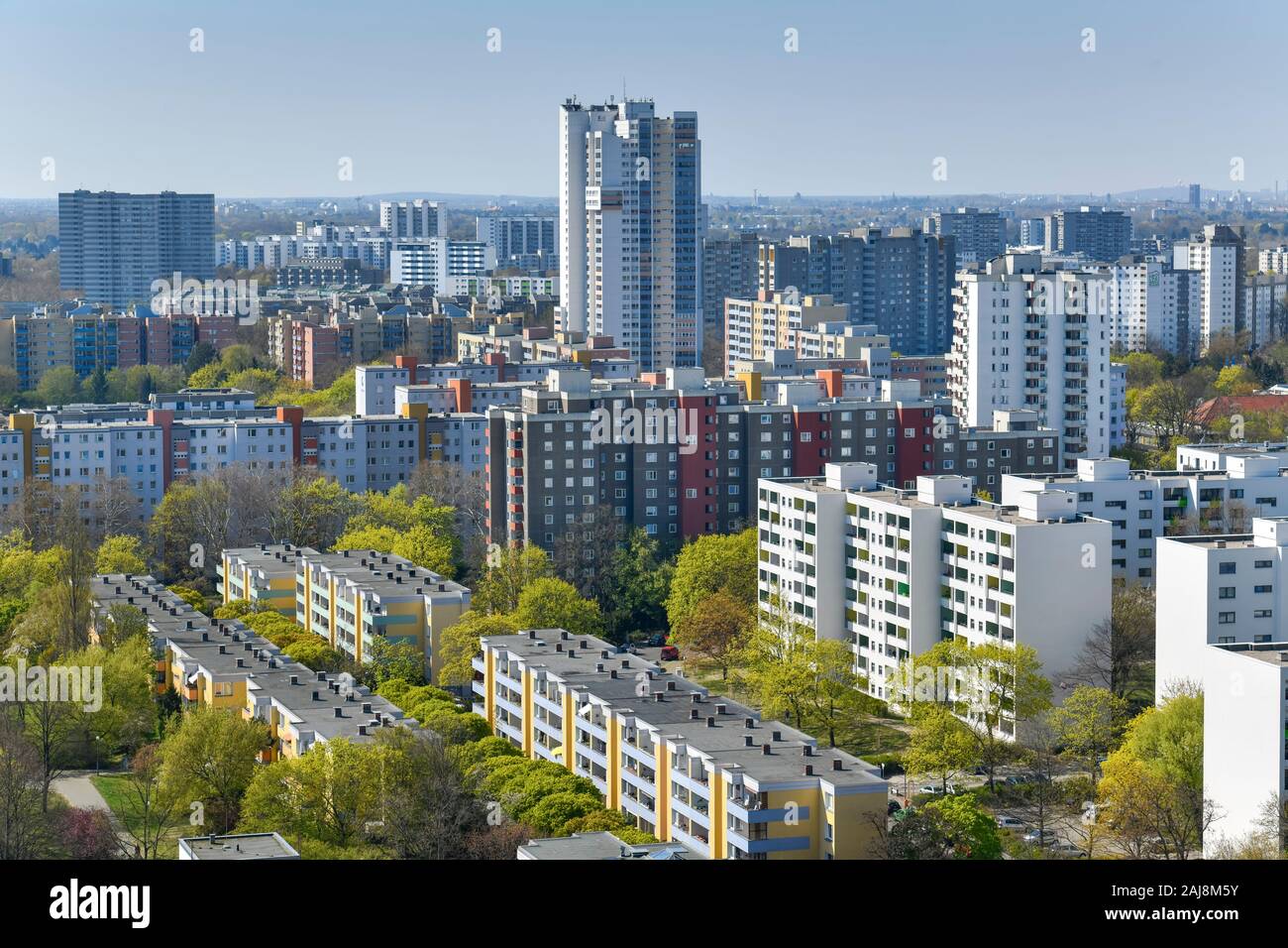 Hochhäuser, Fritz-Erler-Allee, Gropiusstadt, Neukölln, Berlin, Deutschland Stockfoto