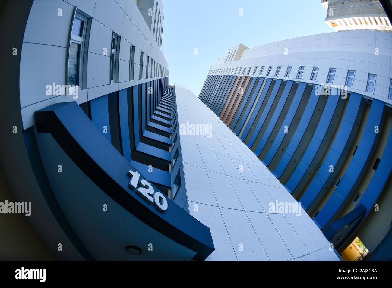 Wohnhochhaus Ideal, Fritz-Erler-Allee 120, Gropiusstadt, Neukölln, Berlin, Deutschland Stockfoto