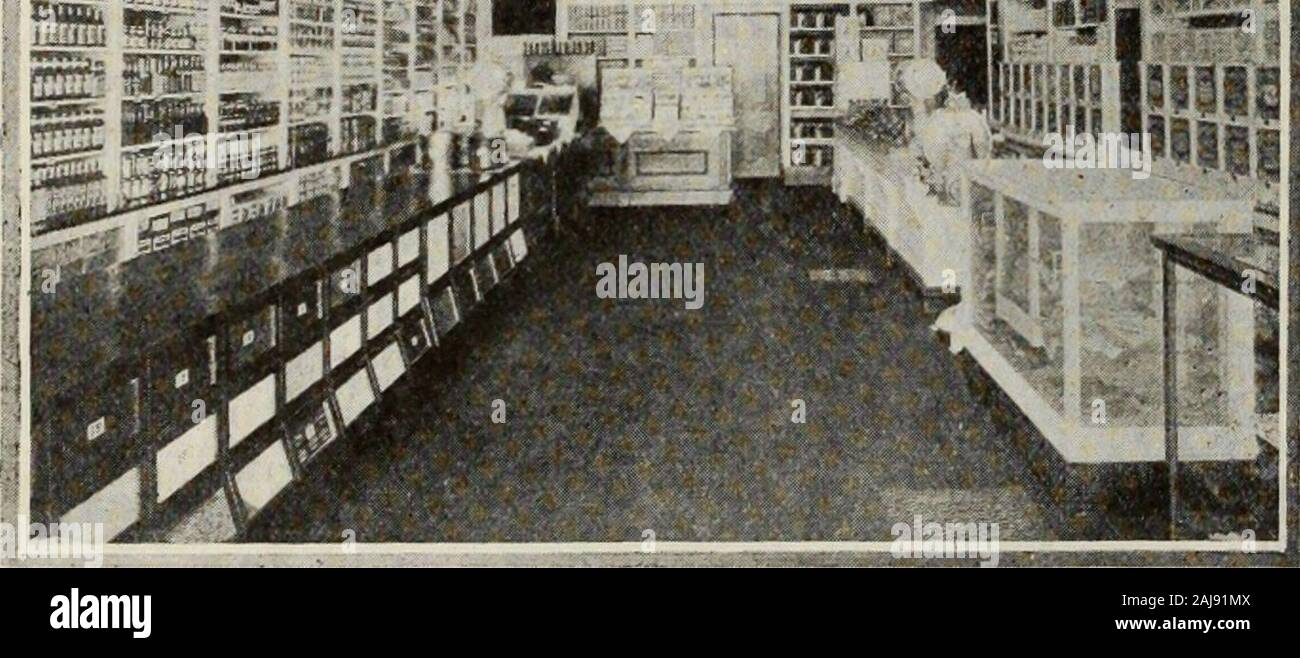 Kanadische Lebensmittelhändler April-Juni 1918. Geordnete Anordnung und Sanitärkeramik sind ein zusätzlicher Verkauf von Kraft für den Store. Sommer vacationist Handel ist pro-verbially anspruchsvoll, und es ist die pre-vailing Eindruck unter der tradethat ein Erfolg in diesem Geschäft zu machen, und eine Wartung von thispatronage versichern, dass der Store thistrade geben müssen viel Unterkunft, theywould nicht denken, um Ihre regelmä- lar Kunden. Findlay und Nicholas, Port Stanley, Ontario, verwendet, nur um zu sein, wie stark forthat Sicht wie jeder sein könnte. Theygave unbegrenzten Kredit, Sie deliveredgoods jederzeit von Stockfoto