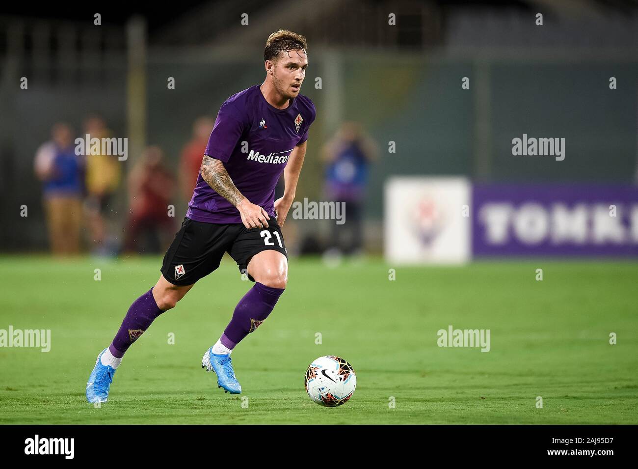 Florenz, Italien. 11. August 2019: Pol Lirola von ACF Fiorentina in Aktion während der Vorsaison freundlich Fußballspiel zwischen ACF Fiorentina und Galatasaray SK. ACF Fiorentina gewann 4-1 über Galatasaray SK. Credit: Nicolò Campo/Alamy leben Nachrichten Stockfoto