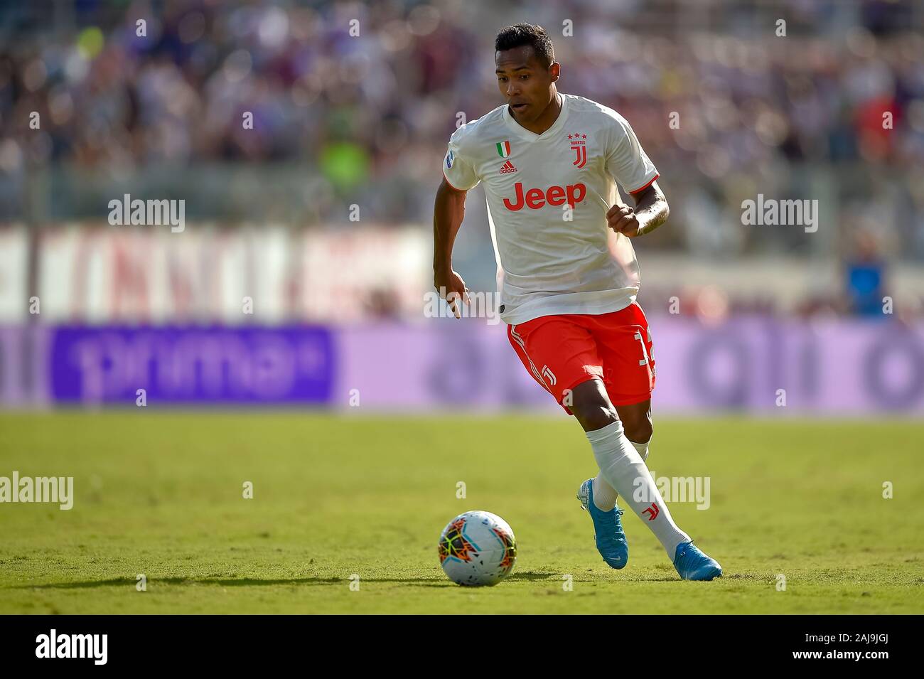 Florenz, Italien. 14. September 2019: Alex Sandro von Juventus Turin FC in Aktion während der Serie ein Fußballspiel zwischen ACF Fiorentina und Juventus Turin. Das Spiel endete mit einem 0:0 unentschieden. Credit: Nicolò Campo/Alamy leben Nachrichten Stockfoto