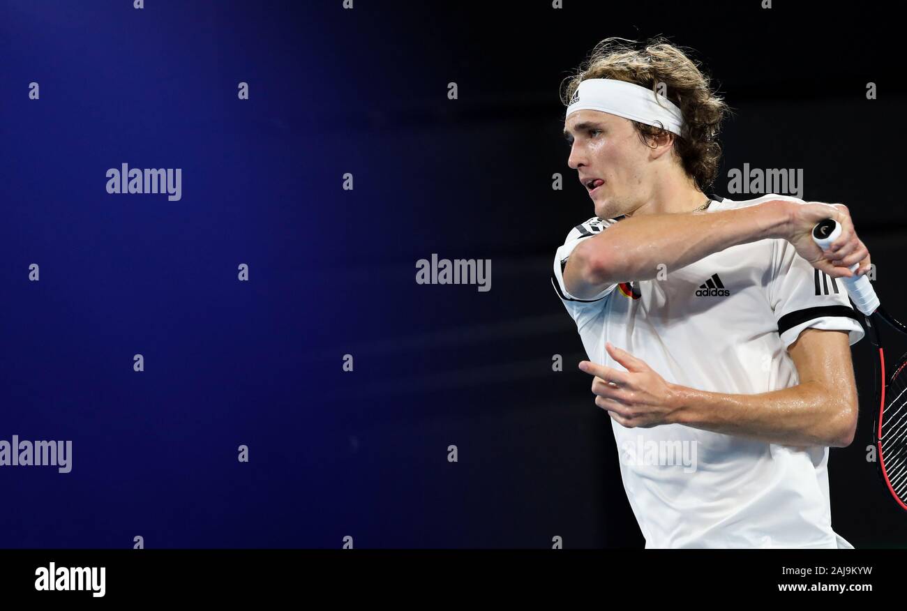 Brisbane, Australien. 3 Jan, 2020. Alexander Zverev in Deutschland liefert einen Schuß beim ATP-WM Gruppe F gegen Alex de Minaur in Australien in Brisbane, Australien, am Jan. 3, 2020. Credit: Bai Xuefei/Xinhua/Alamy leben Nachrichten Stockfoto