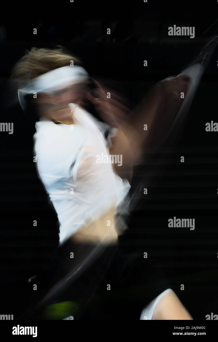 Brisbane, Australien. 3 Jan, 2020. Alexander Zverev in Deutschland liefert einen Schuß beim ATP-WM Gruppe F gegen Alex de Minaur in Australien in Brisbane, Australien, am Jan. 3, 2020. Credit: Bai Xuefei/Xinhua/Alamy leben Nachrichten Stockfoto