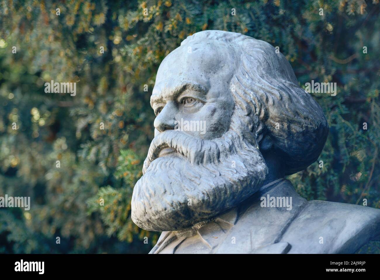 Karl-Marx-Denkmal, Strausberger Platz, Friedrichshain, Berlin, Deutschland Stockfoto