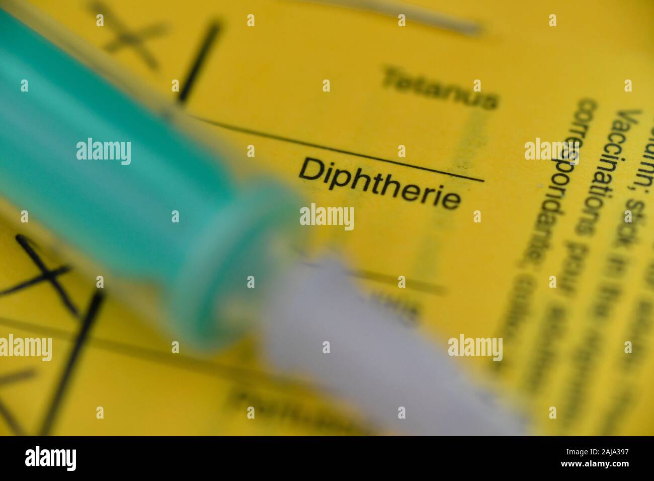 Diphterie, Impfbuch, Symbolfoto Impfung Stockfoto
