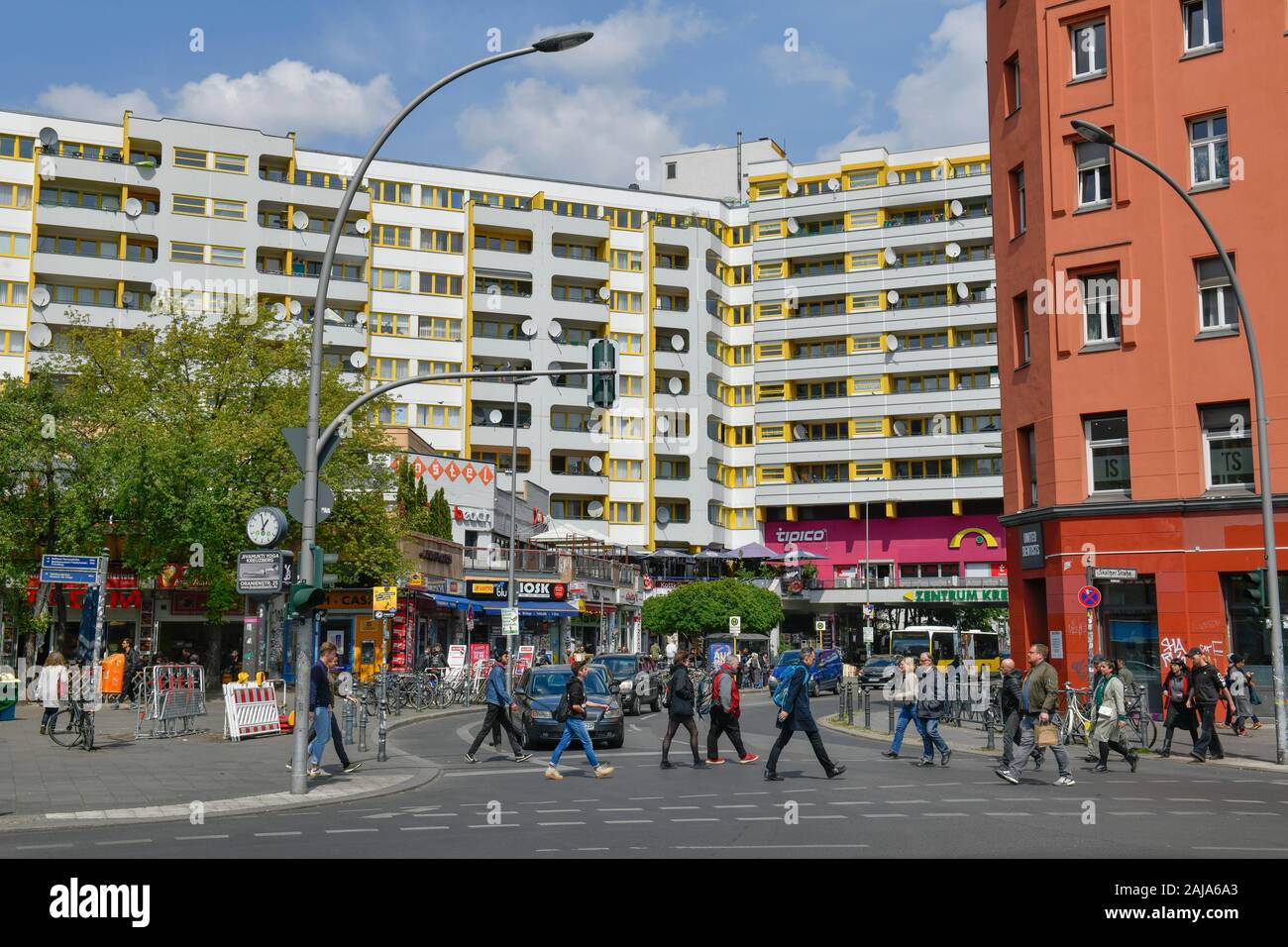 Kreuzberger Zentrum, Kottbusser Tor, Kreuzberg, Berlin, Deutschland Stockfoto