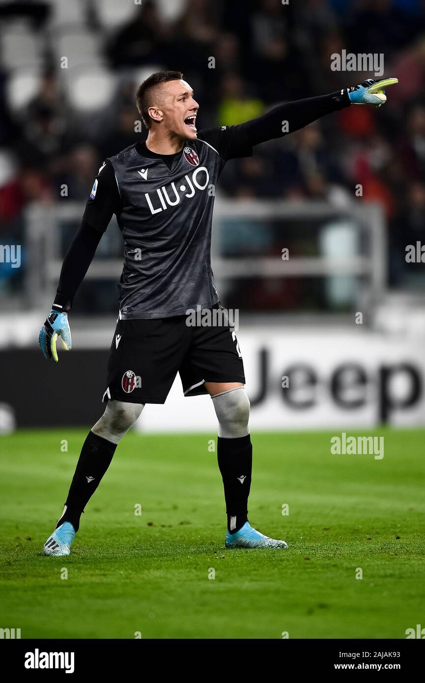 Turin, Italien. 19. Oktober, 2019: Lukasz Skorupski der FC Bologna Gesten während der Serie ein Fußballspiel zwischen Juventus FC und FC Bologna. FC Juventus gewann 2-1 über FC Bologna. Credit: Nicolò Campo/Alamy leben Nachrichten Stockfoto