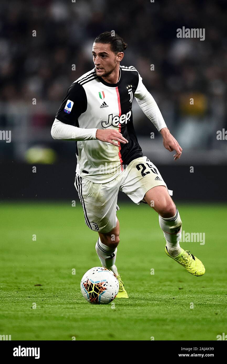 Turin, Italien. 19. Oktober, 2019: Adrien Rabiot von Juventus Turin FC in Aktion während der Serie ein Fußballspiel zwischen Juventus FC und FC Bologna. FC Juventus gewann 2-1 über FC Bologna. Credit: Nicolò Campo/Alamy leben Nachrichten Stockfoto