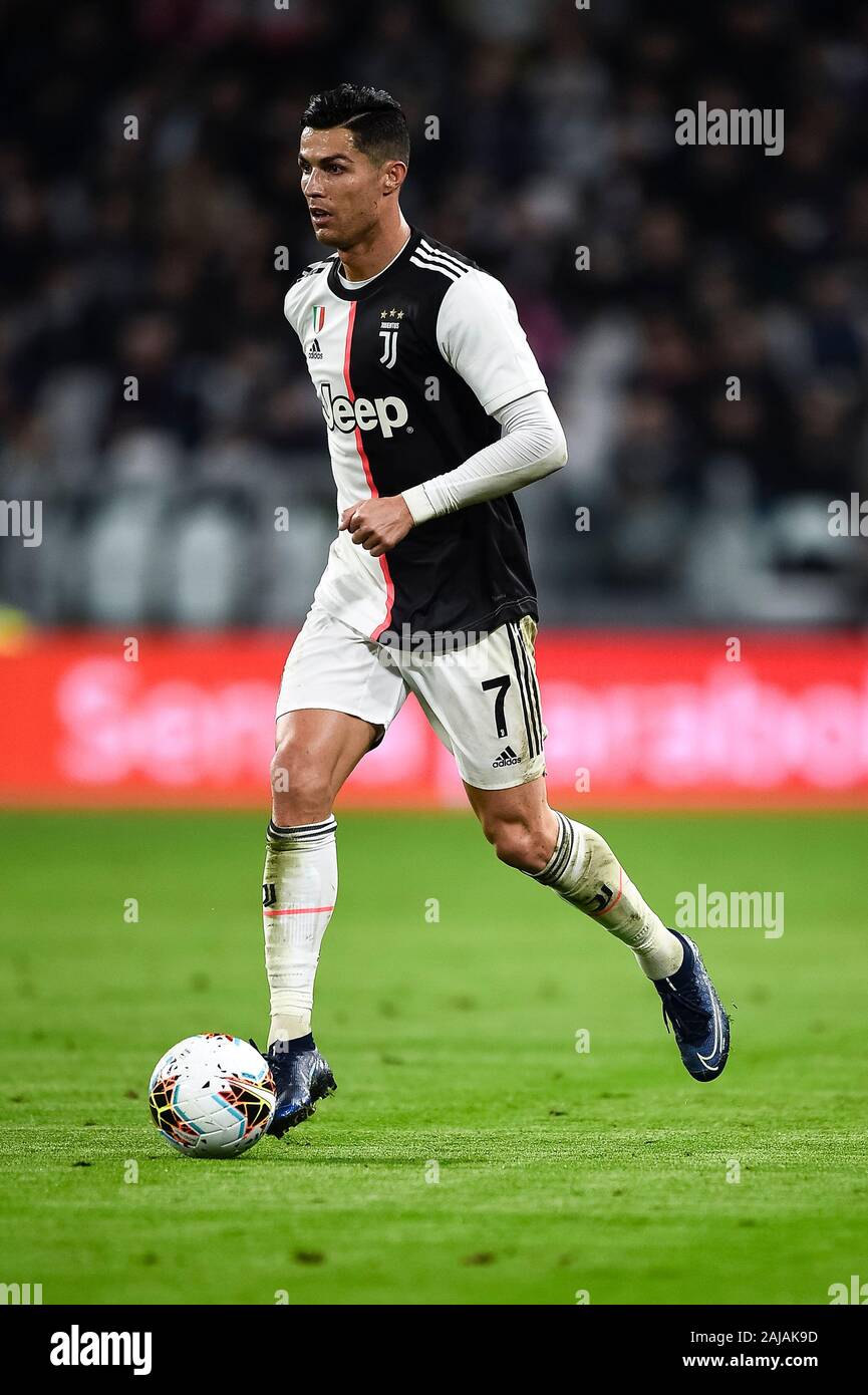Turin, Italien. 19. Oktober, 2019: Cristiano Ronaldo von Juventus Turin FC in Aktion während der Serie ein Fußballspiel zwischen Juventus FC und FC Bologna. FC Juventus gewann 2-1 über FC Bologna. Credit: Nicolò Campo/Alamy leben Nachrichten Stockfoto