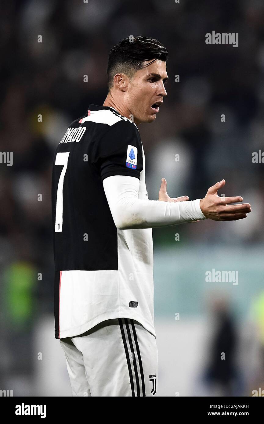 Turin, Italien. 19. Oktober, 2019: Cristiano Ronaldo von Juventus Turin FC reagiert während der Serie ein Fußballspiel zwischen Juventus FC und FC Bologna. FC Juventus gewann 2-1 über FC Bologna. Credit: Nicolò Campo/Alamy leben Nachrichten Stockfoto