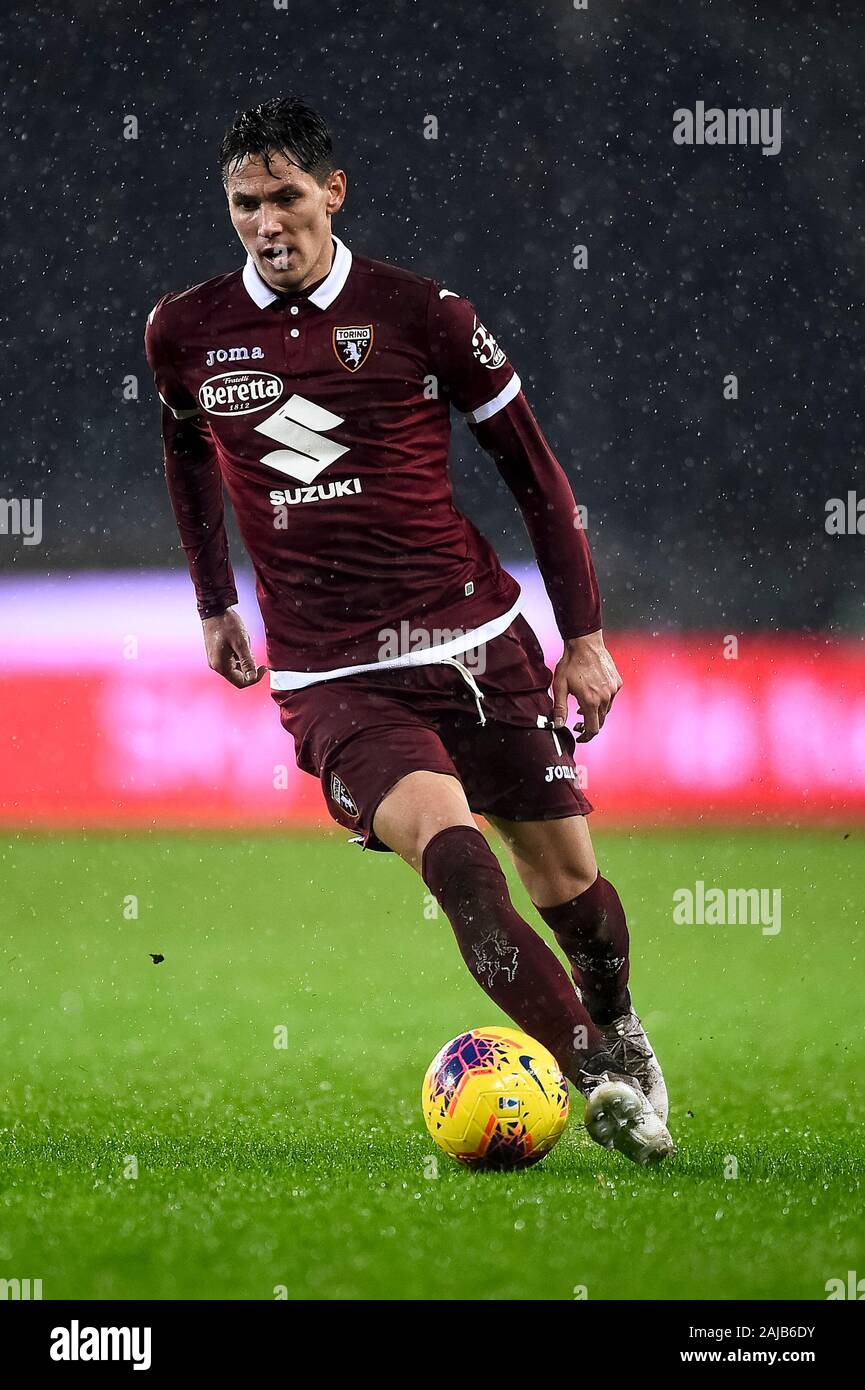 Turin, Italien - 23. November 2019: Sasa Lukic von Torino FC in Aktion während der Serie ein Fußballspiel zwischen Torino FC und FC Internazionale. FC Internazionale gewann 3-0 über Torino FC. Credit: Nicolò Campo/Alamy leben Nachrichten Stockfoto
