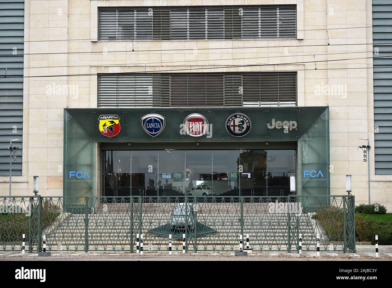 Turin, Italien, 31. Oktober, 2019: ein Bild zeigt Fiat Mirafiori Werk, ist heute Teil des FCA (Fiat Chrysler Automobile). Am 31. Oktober 2019 Die italienisch-amerikanische multinationale Unternehmen annunced Pläne mit französischen multinationalen PSA-Gruppe (Peugeot Société Anonyme) der weltweit viertgrößte Automobilbau Gruppe erstellen zu verschmelzen. Credit: Nicolò Campo/Alamy leben Nachrichten Stockfoto