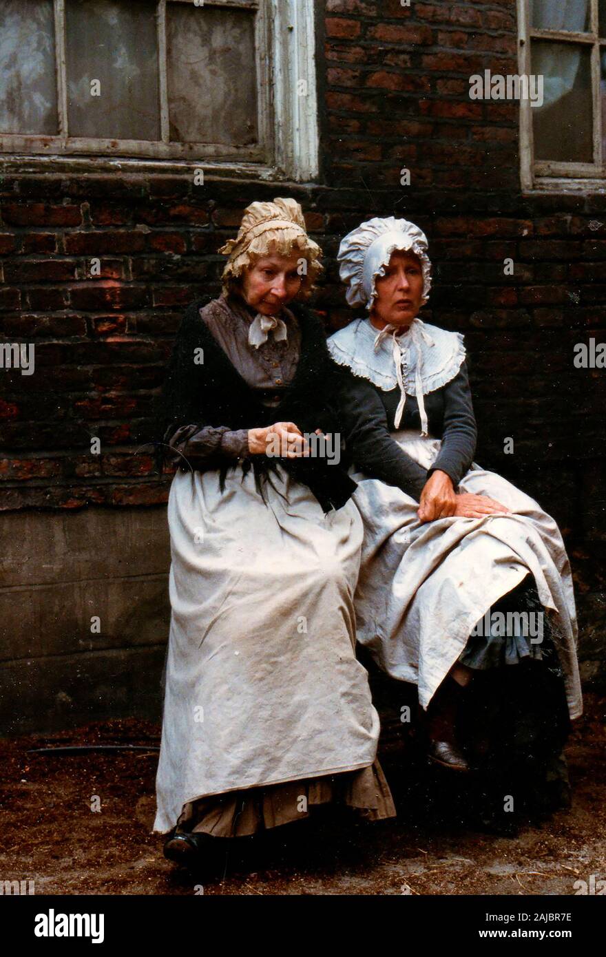 1986 - Hinter den Kulissen Bild in der Verfilmung der BBC-Serie David Copperfield - In whitby, North Yorkshire - Juni 1986 (Extras für Ihre Szene warten) Stockfoto