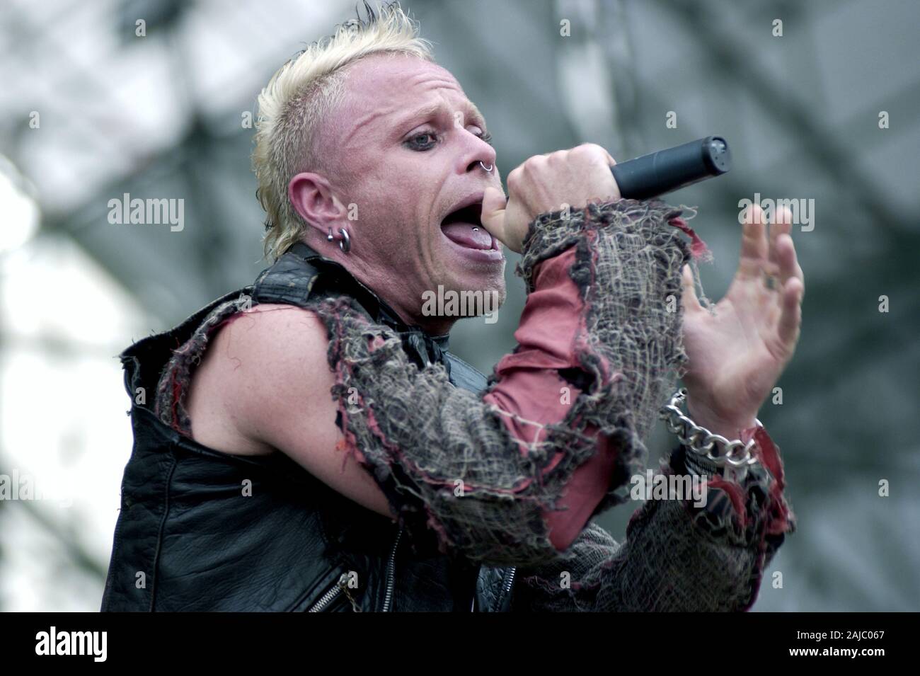 Italien Imola, 13-14-15 Juni 2003 Heineken Jammin' Festival 2003', 'Autodromo di Imola" Rennstrecke von Imola: Keith Flint, Sänger von Flint Group, während des Konzerts Stockfoto