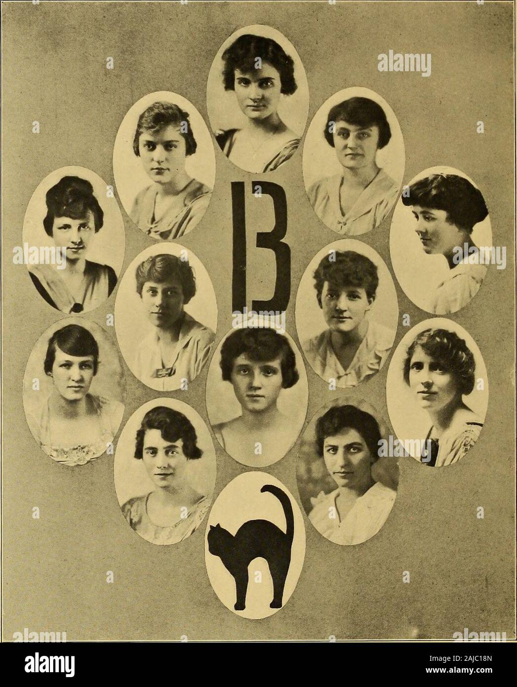 Das Cincinnatian. Alpha Kapitel von Theta, Phi Sigma an der Universität von Cincinnati gegründet, 1917 Farben - Rose-Pink und Taupe Blume - Rosa Rose Juwel - die Perle der Patronin Frau M. C. Jagd Soror in Graduate School Juha Hammler, 1916 Sorores in Academicae 1917 Frances Runck 1918 Appellona BertingRuth ArnoldRuth AdamsHelen Elizabeth Ann Elizabeth I. BradfordGrace FlanaganHelen KahleBessie Marken Manning Gehalt Charlotte AlcDowellEdna Clara StraubGertrude A. Waldman 1919 Velma Hoffman 1920 Jennie Mae LytleRuth RiesZelda NorrisMary Anna Marie Louise Sehnt [Seite 200 und neun] Mystic 13. Verbot Stockfoto