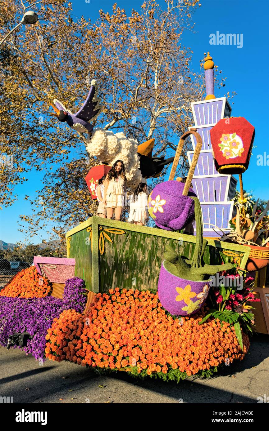 China Airlines Float gewinnt beim Turnier der Rosen-Parade 2020 in Pasadena, Calif, den International Award Stockfoto