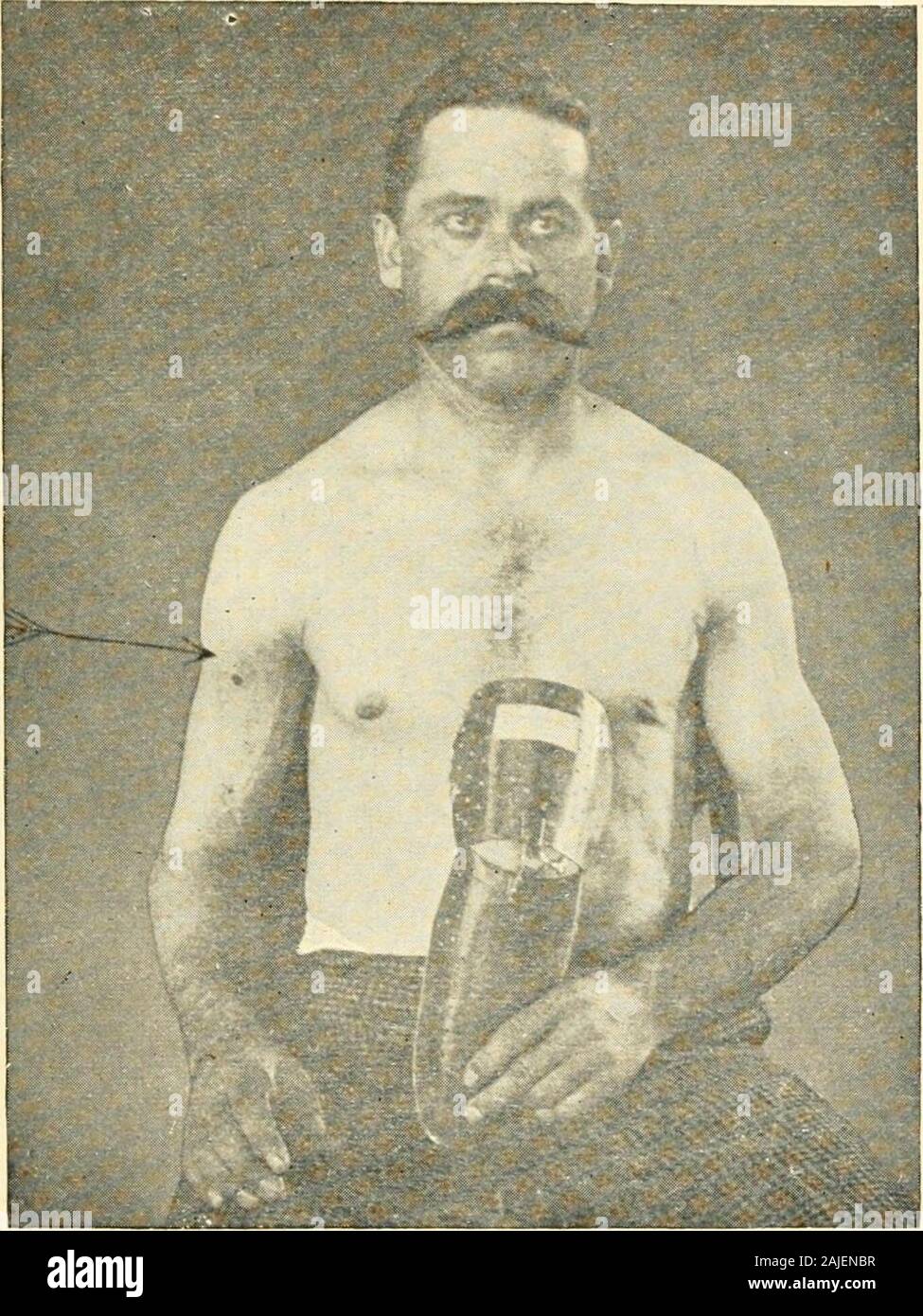 Er Legte Seine Hand Auf Seine Schulter Stockfotos Und Bilder Kaufen Alamy