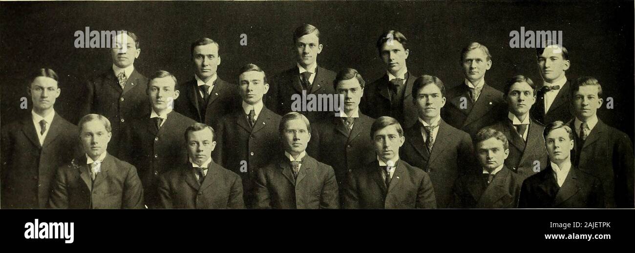 Purdue Ablagerungen. Garman. Mitglieder. 1908. R. W. Latta, R. G. Kirkwood, A.W. Neel, W. E. Viol. 1907. c. N. Arnett, W. I.. Batt, J. M. Coahran, E. J. Lowe, J. G. Van Norman, A. 15. Marsh. 2 S6 1909. A.L. Henderson, A. Jones, H. B. Potter, J. Doering, S. C. H. Kran, G. A. Hussey. Jährliches Programm Eliza Fowler Hall, 26. April 1906 Vocal Solo, Miss Viva Johnson Vocal Solo, eine Hymne der Liebe. . Ayleivard Obligato Cello, Herr Charles Loeb (a.) Unter der Rose (b.) Der Shoogy verscheuchen Miss Viva Johnson FisherMayhew Präsidenten Gruß, S. R. Edgerton Rede, Essay, Violine Solo, die Maßnahme aus einem Kollegium, das Mans Erfolg Souveni Stockfoto