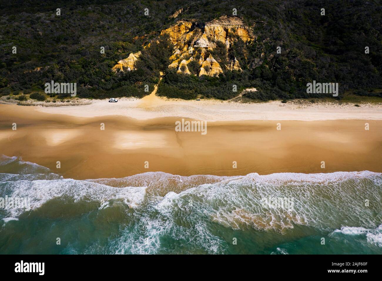 Die Pinnacles sind eine Besonderheit am siebzig Five Mile Beach von Fraser Island. Stockfoto