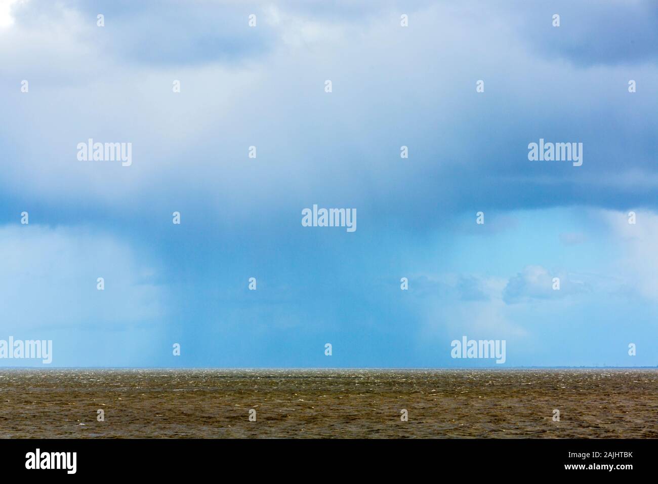 Wattenmeer, Flut, Regenwolken, Himmel, Horizont, Tarifbezirk Kueste, Keitum, Sylt Stockfoto