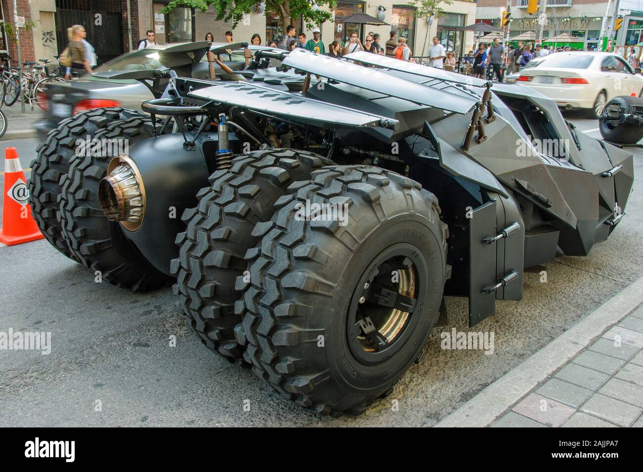 Batmobil in der Fortsetzung von Batman, der dunkle Ritter Touring der Stadt Toronto für eine Werbekampagne genutzt. Stockfoto