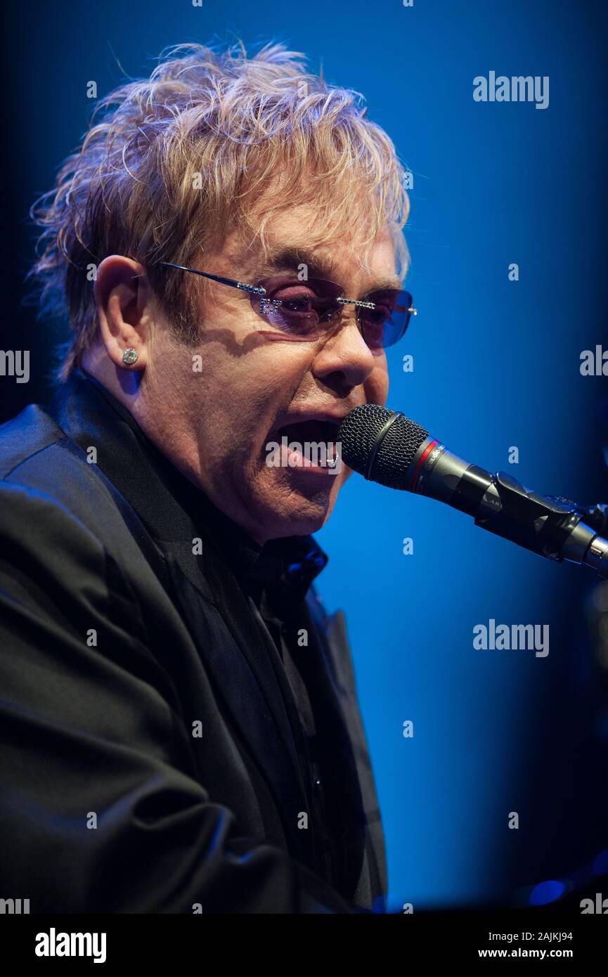 Milano Italien, 29. September 2009, Live Konzert von Elton John am Mediolanum Forum von Assago: Elton John während des Konzerts Stockfoto