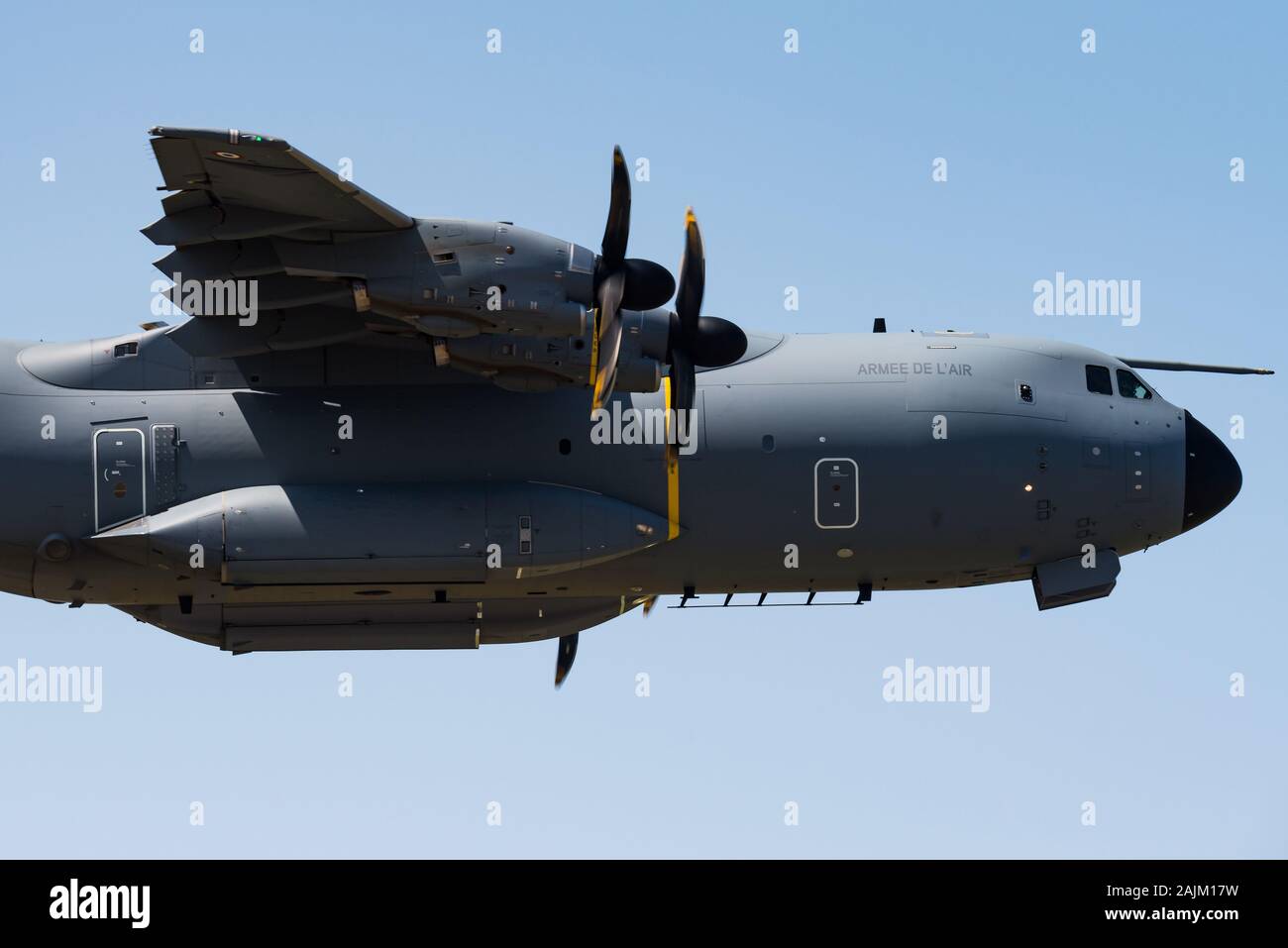 Ein Airbus A400M Atlas militärische Transportflugzeuge der französischen Luftwaffe. Stockfoto