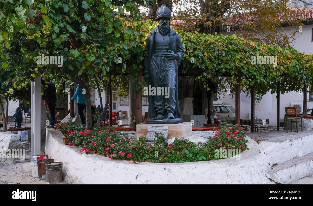 Mugla/Türkei - 17.11.2019: Statue von Mimar Sinan, Chef-Osmanischer Architekt und Bauingenieur für Sultan Süleyman das Prächtige in Mugla Stockfoto