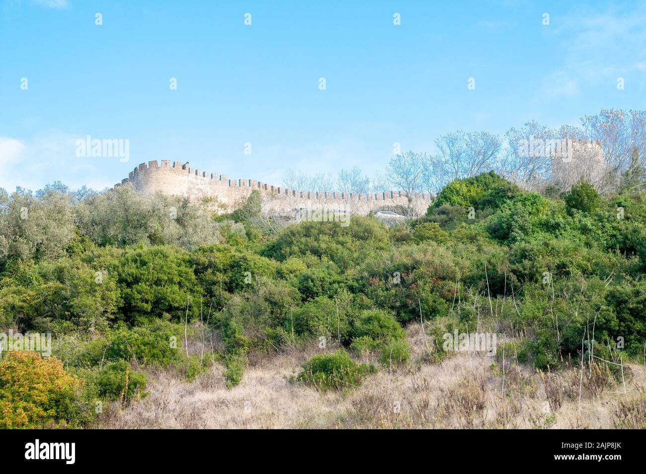 Das Schloss und die Wand von Obidos, Portugal Blick von Westen. Stockfoto