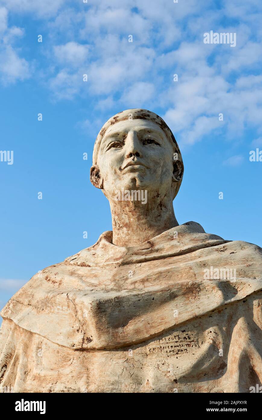 Romblon Stadt, Philippinen: Denkmal der Portugiesischen Krieger Priester Augustin de San Pedro an der Spanischen Fuerza (Fort) San Andres Stockfoto