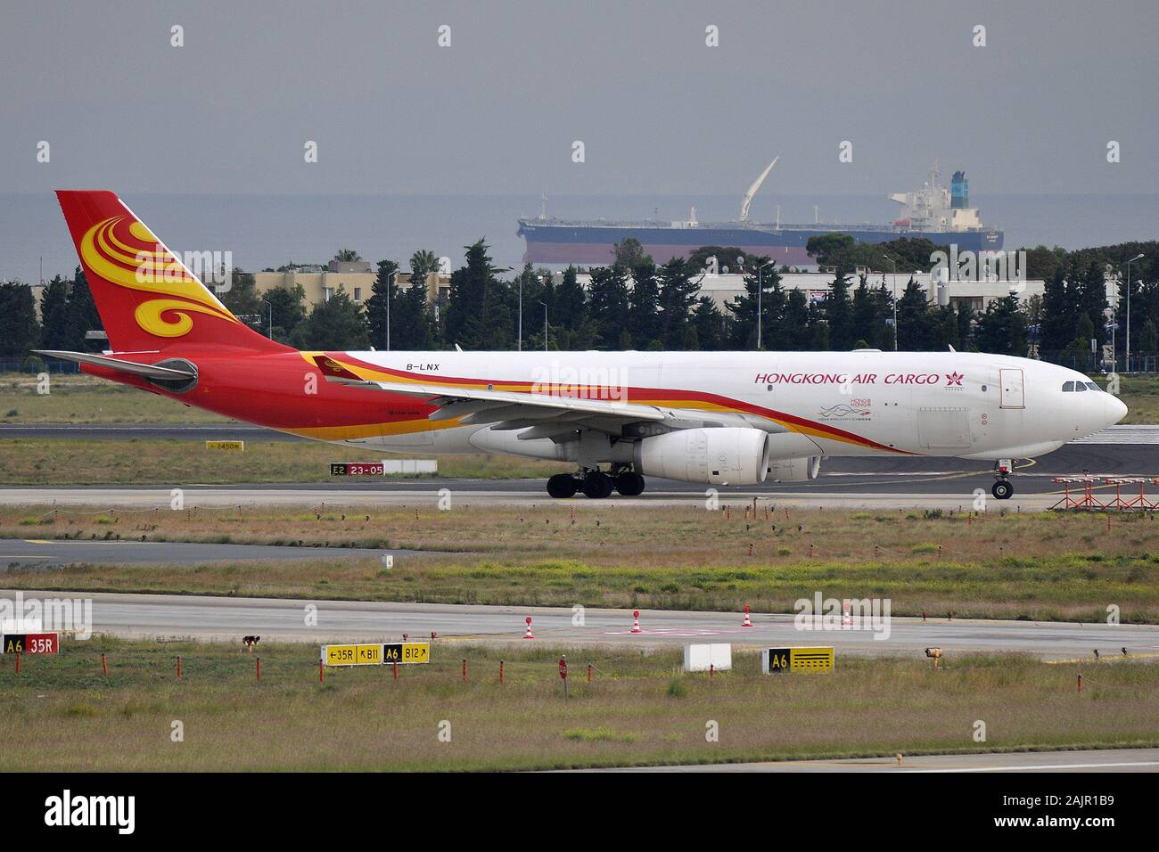 HONGKONG AIRLINES AIRBUS A330-200F CARGO AIRCRAFT. Stockfoto