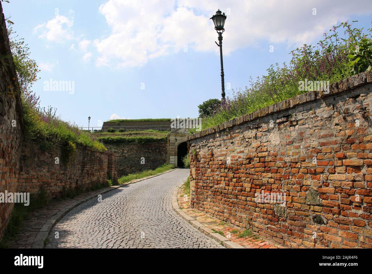 Außenwand System der Festung Petrovaradin, Novi Sad, Serbien Stockfoto