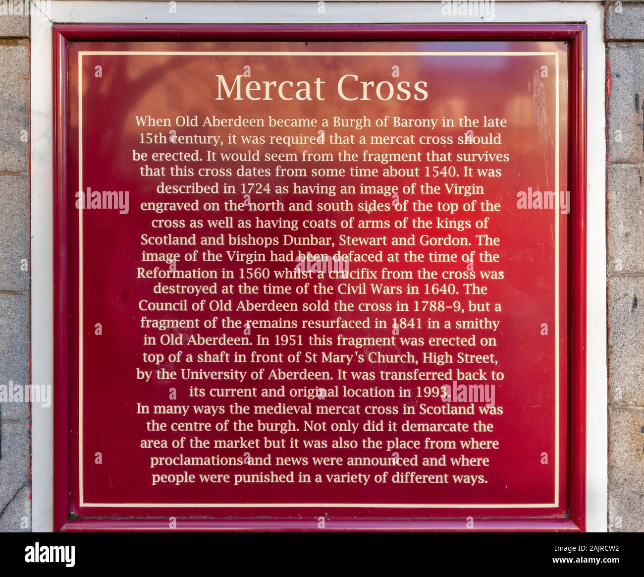 ABERDEEN CITY SCHOTTLAND INFORMATIONEN ZEICHEN ÜBER DEN MERCAT CROSS IN GRANARY Stockfoto