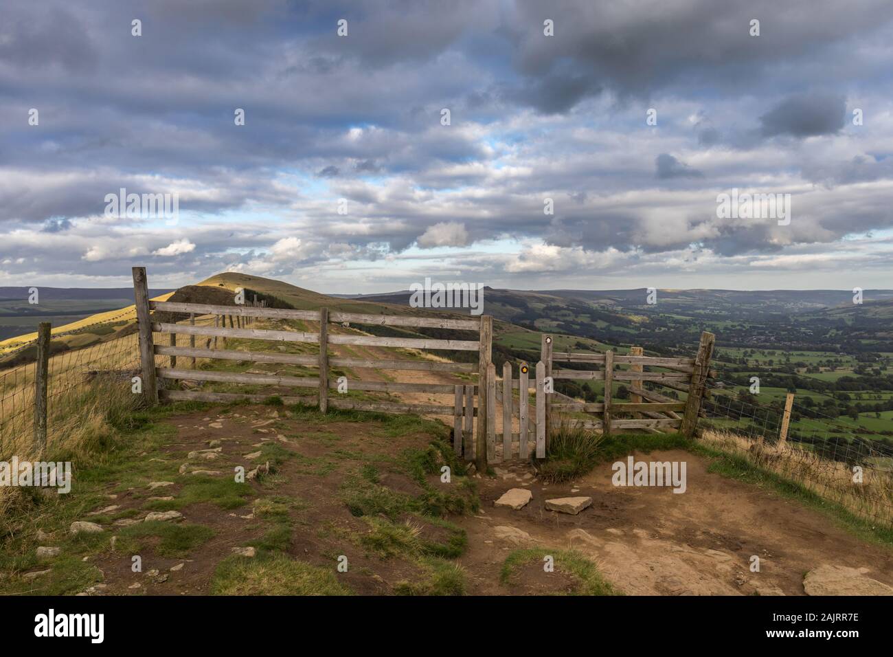 Große Grat zwischen Mam Tor und Hollins Cross, Nationalpark Peak District, Derbyshire, Großbritannien Stockfoto