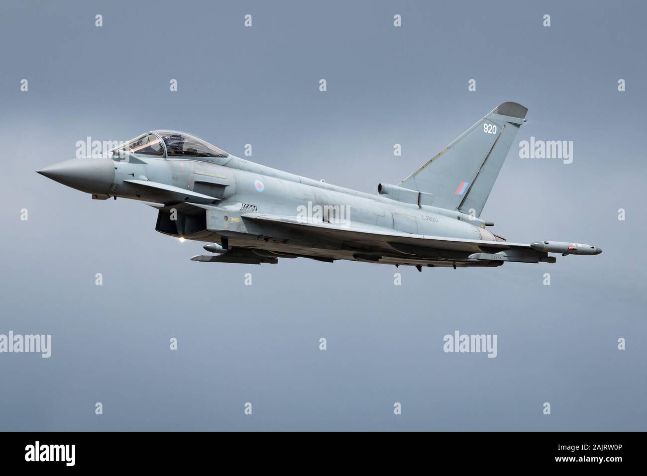 Ein Eurofighter Typhoon FGR 4 Kampfjets der britischen Royal Air Force der RIAT 2019. Stockfoto